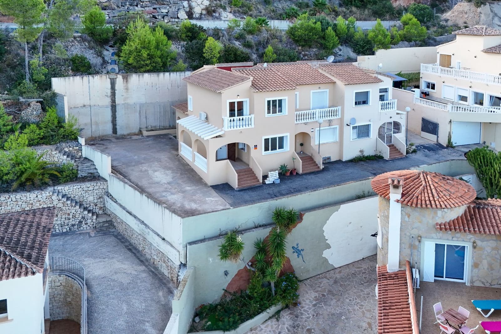 3 Zimmer Bungalow zu verkaufen in Calpe / Calp mit Pool Garage - 345.000 € (Ref: 10168141)