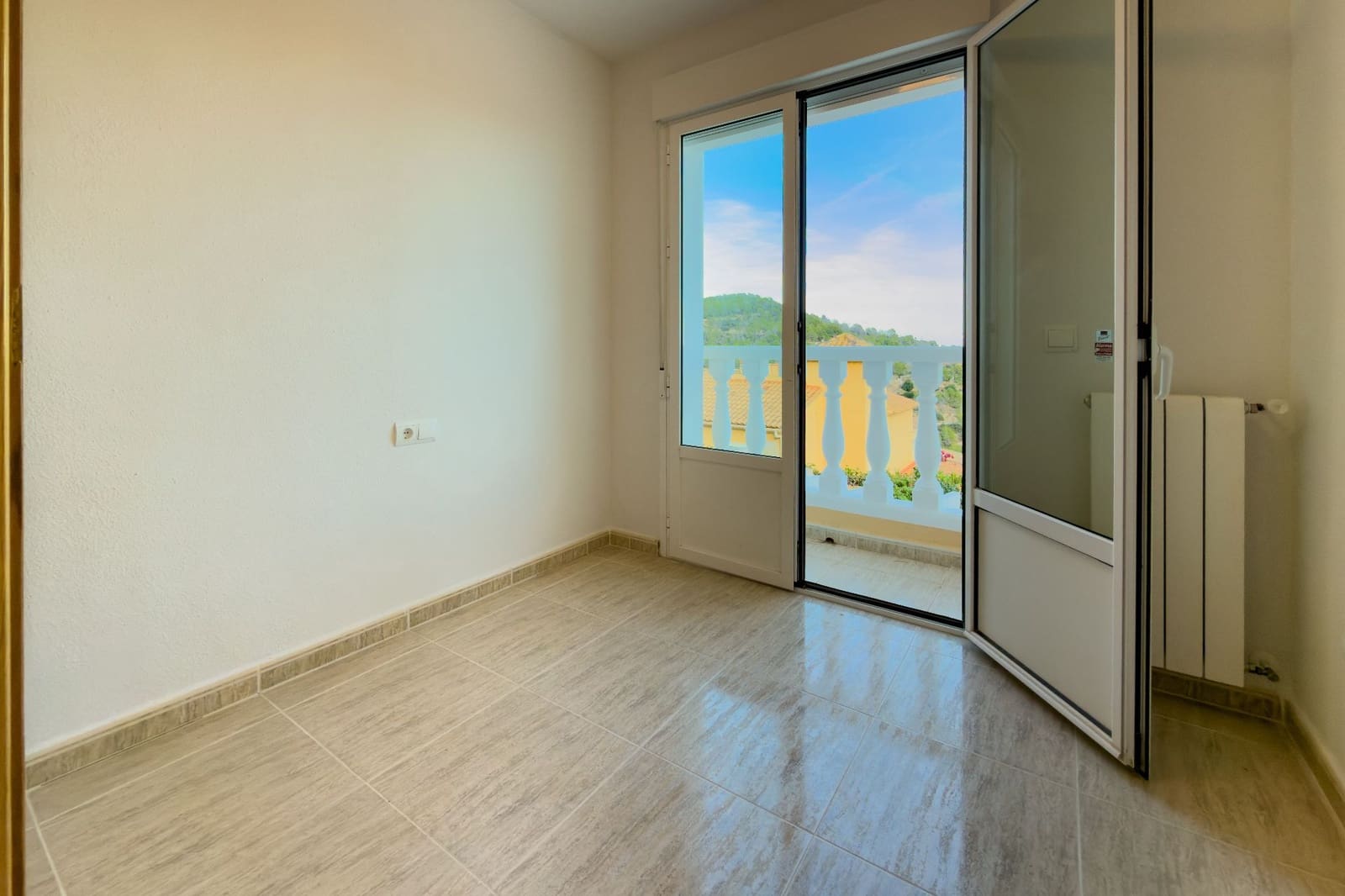 3 soverom Bungalow til salgs i Calpe / Calp med svømmebasseng garasje - € 385 000 (Ref: 10168142)