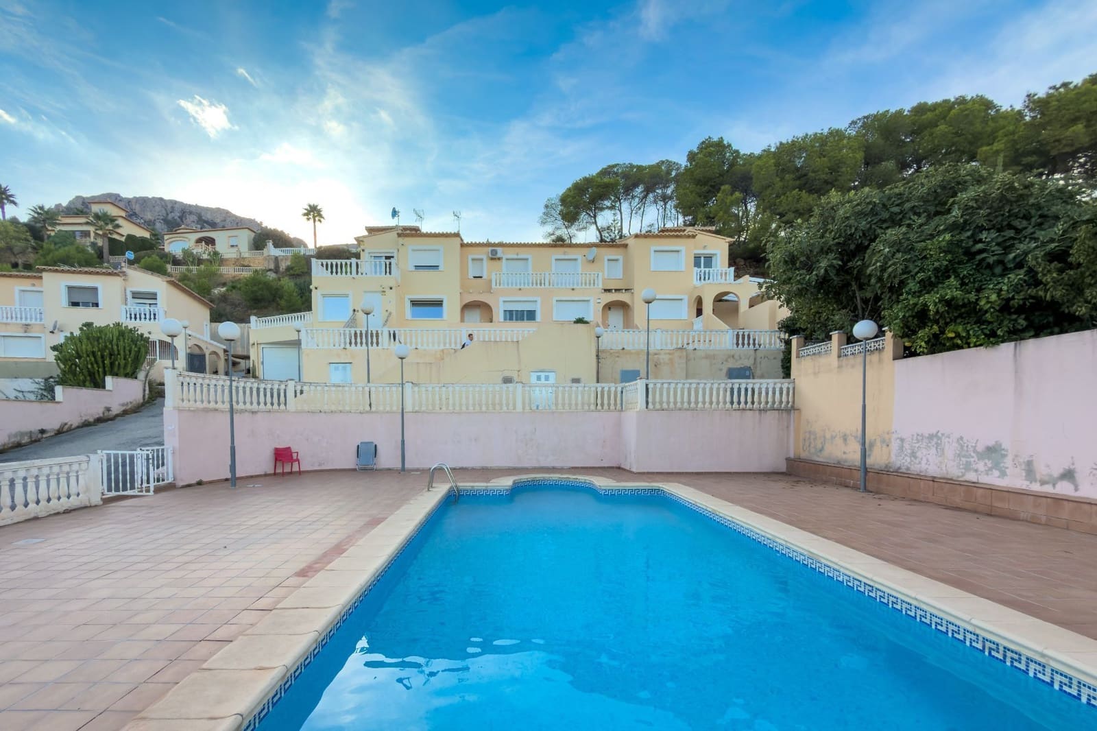 3 soverom Bungalow til salgs i Calpe / Calp med svømmebasseng garasje - € 385 000 (Ref: 10168142)
