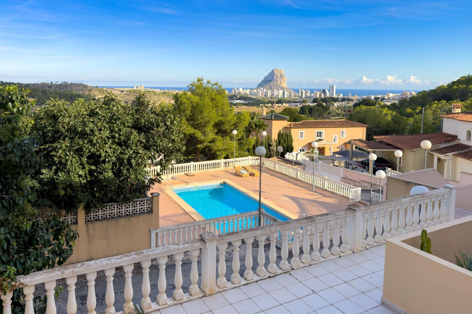 3 soverom Bungalow til salgs i Calpe / Calp med svømmebasseng garasje - € 385 000 (Ref: 10168142)