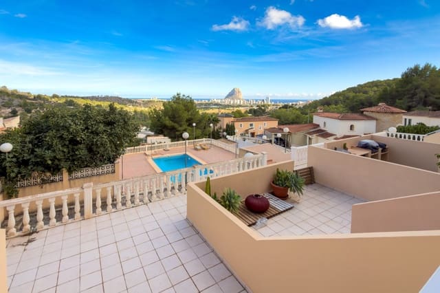 3 soverom Bungalow til salgs i Calpe / Calp med svømmebasseng garasje - € 385 000 (Ref: 10168142)