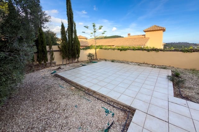 3 soverom Bungalow til salgs i Calpe / Calp med svømmebasseng garasje - € 385 000 (Ref: 10168142)