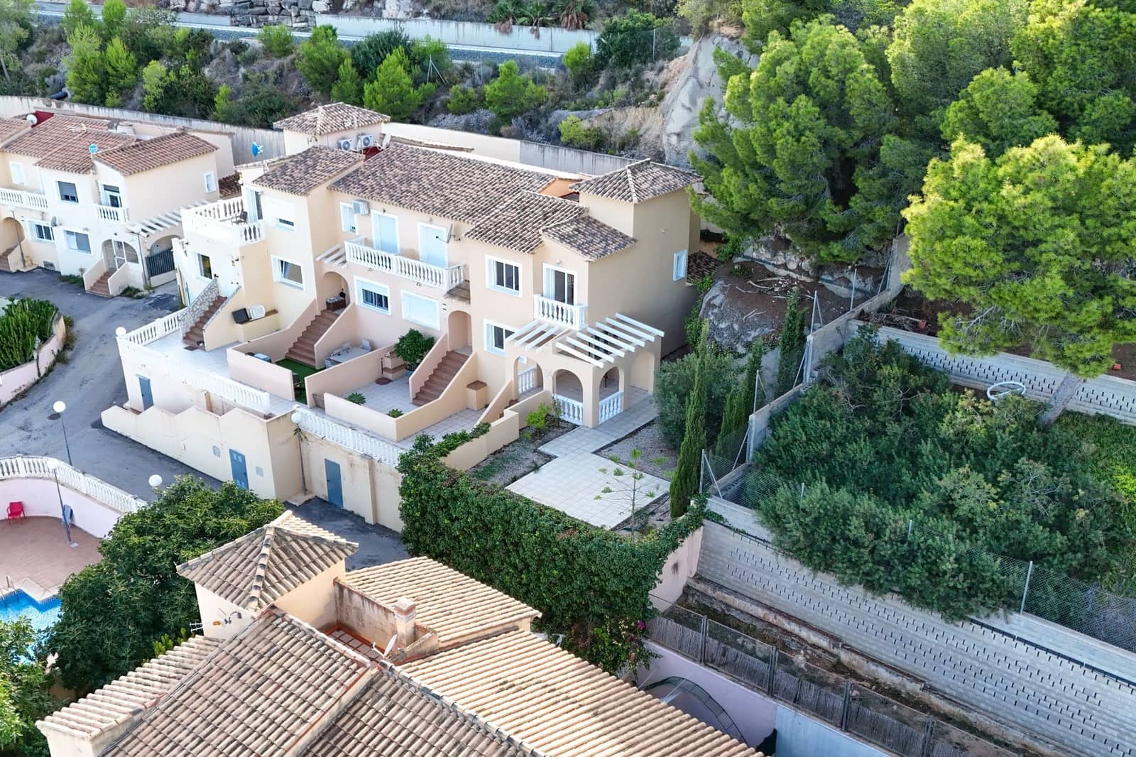 3 soverom Bungalow til salgs i Calpe / Calp med svømmebasseng garasje - € 385 000 (Ref: 10168142)