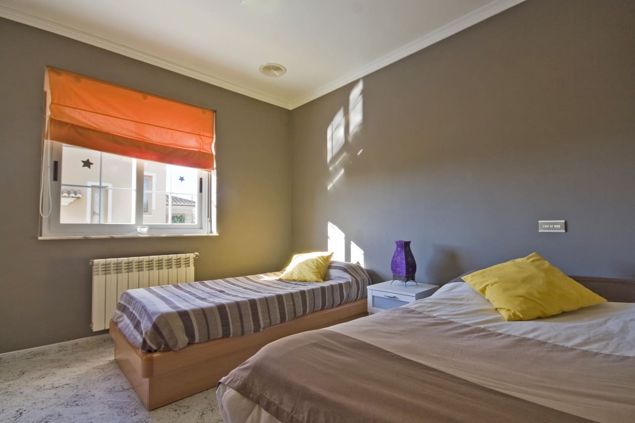 Chalet de 5 habitaciones en Calpe / Calp en venta con piscina garaje - 675.000 € (Ref: 3545063)