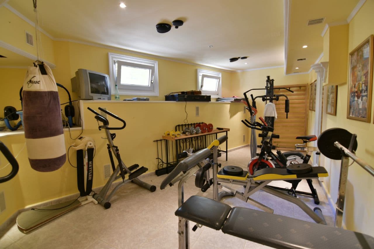 Chalet de 5 habitaciones en Calpe / Calp en venta con piscina garaje - 895.000 € (Ref: 3545182)