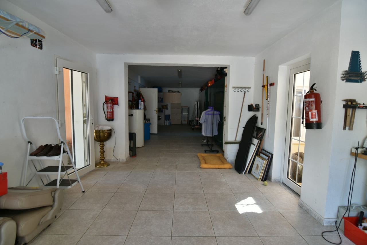 Chalet de 5 habitaciones en Calpe / Calp en venta con piscina garaje - 895.000 € (Ref: 3545182)