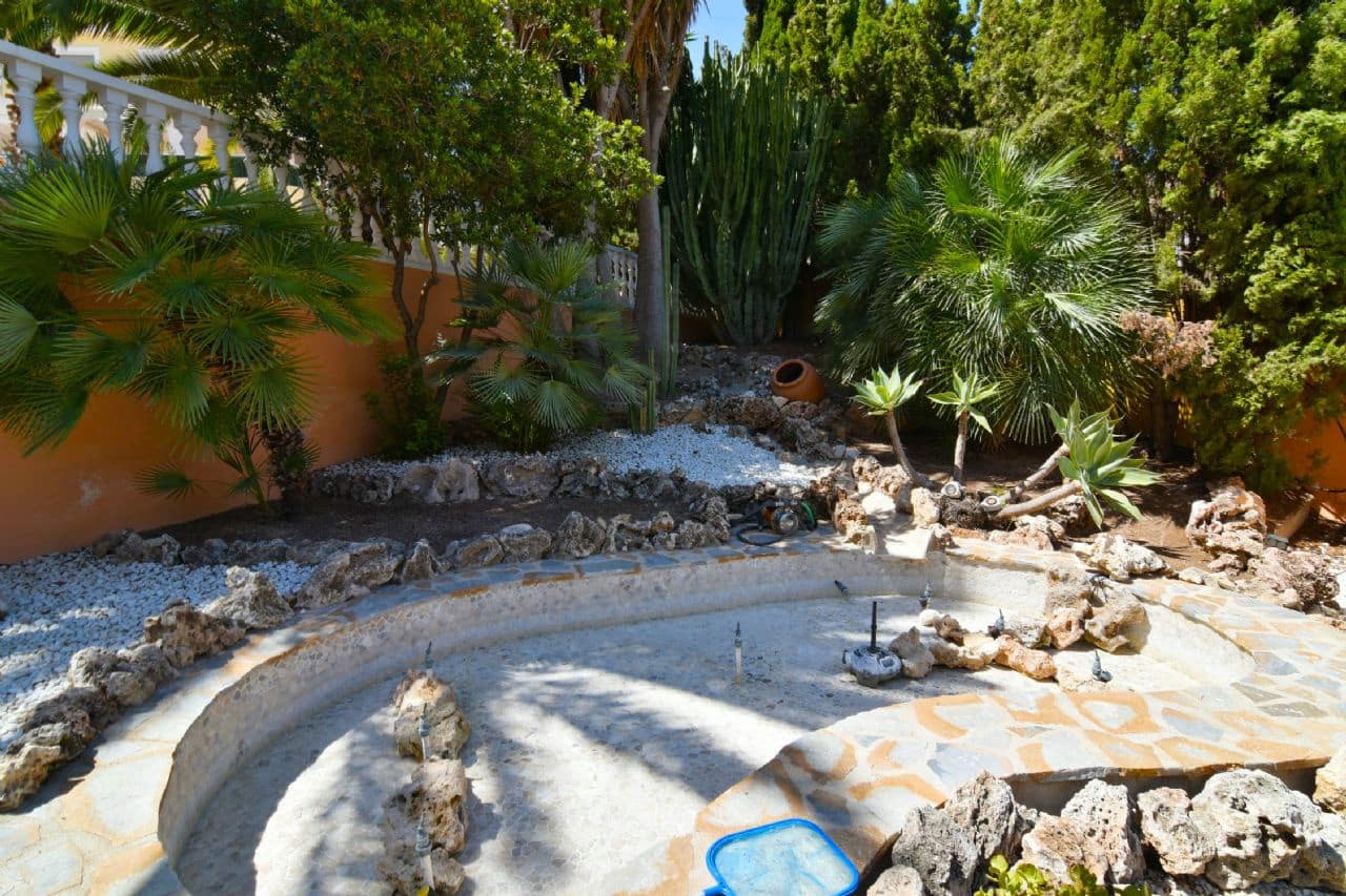 Chalet de 5 habitaciones en Calpe / Calp en venta con piscina garaje - 895.000 € (Ref: 3545182)