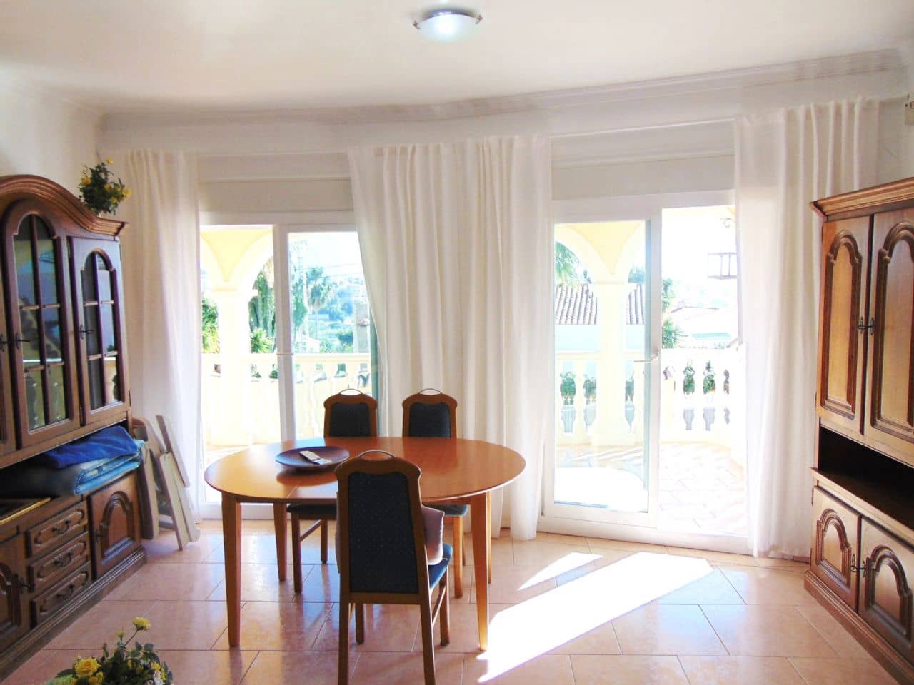 5 soveværelse Villa til salg i Calpe / Calp med swimmingpool garage - € 749.000 (Ref: 3545183)