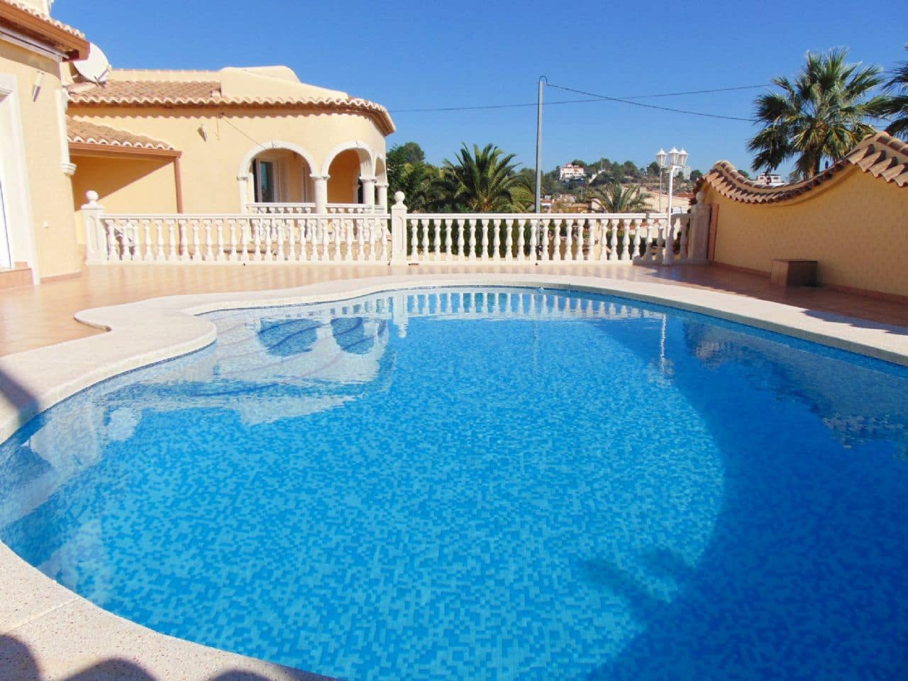 5 soveværelse Villa til salg i Calpe / Calp med swimmingpool garage - € 749.000 (Ref: 3545183)