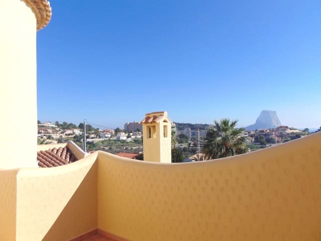 5 slaapkamer Villa te koop in Canuta, Calpe / Calp met zwembad garage - € 749.000 (Ref: 3545183)