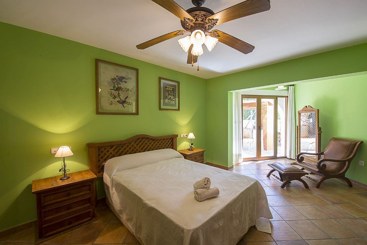 5 bedroom Villa for sale in Calpe / Calp with pool garage - € 790,000 (Ref: 3545207)