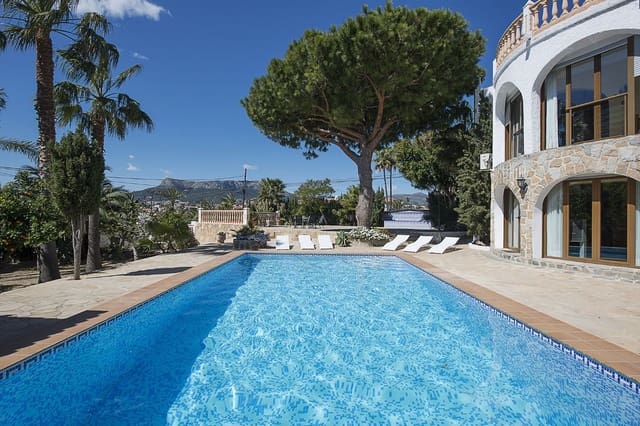 5 Zimmer Villa zu verkaufen in Calpe / Calp mit Pool Garage - 790.000 € (Ref: 3545207)