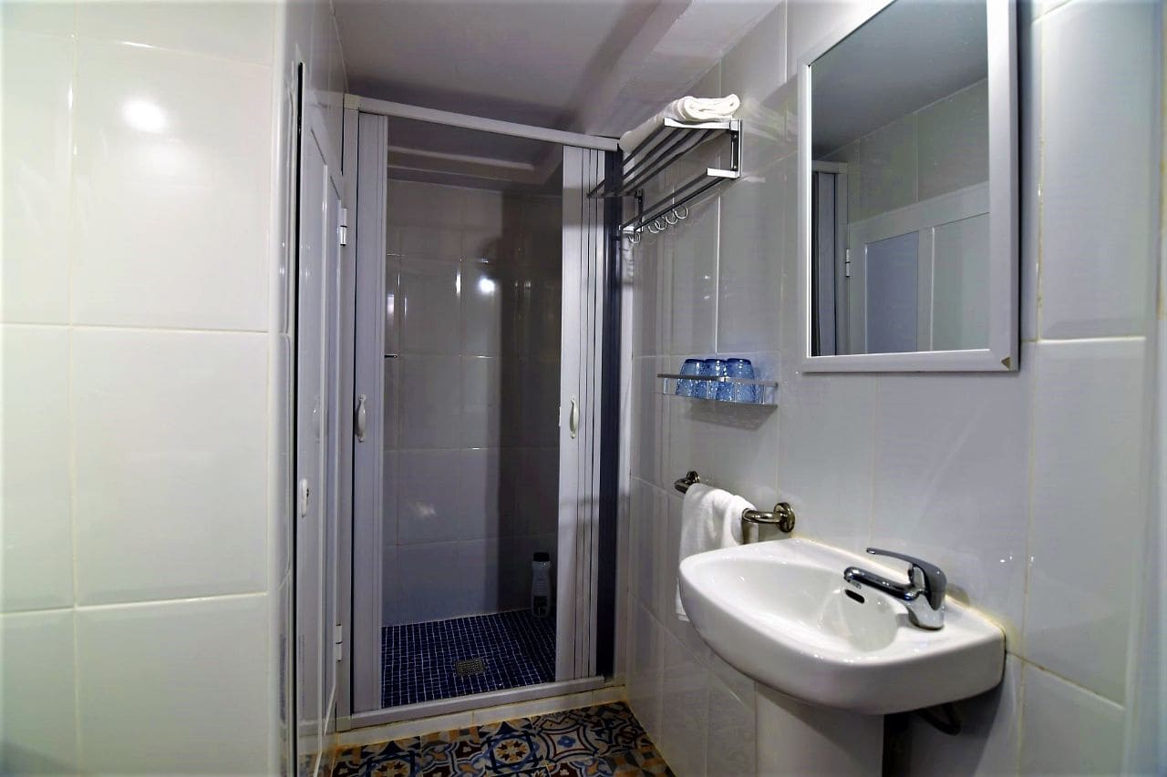 15 slaapkamer Hotel te koop in Calpe / Calp met zwembad garage - € 1.050.000 (Ref: 4171057)