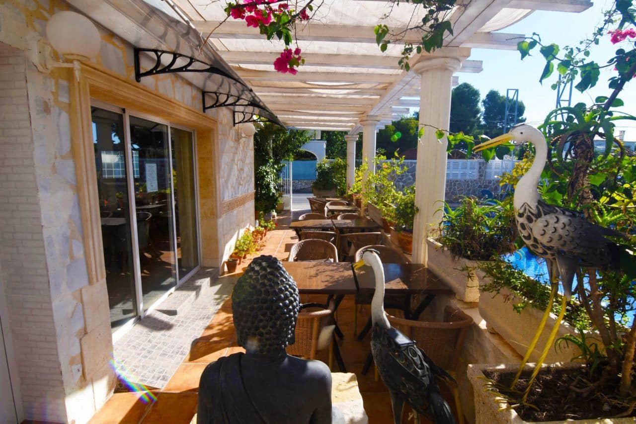 15 slaapkamer Hotel te koop in Calpe / Calp met zwembad garage - € 1.050.000 (Ref: 4171057)