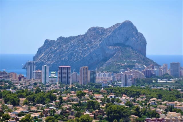 Chalet de 4 habitaciones en Calpe / Calp en venta con piscina garaje - 1.250.000 € (Ref: 4698484)