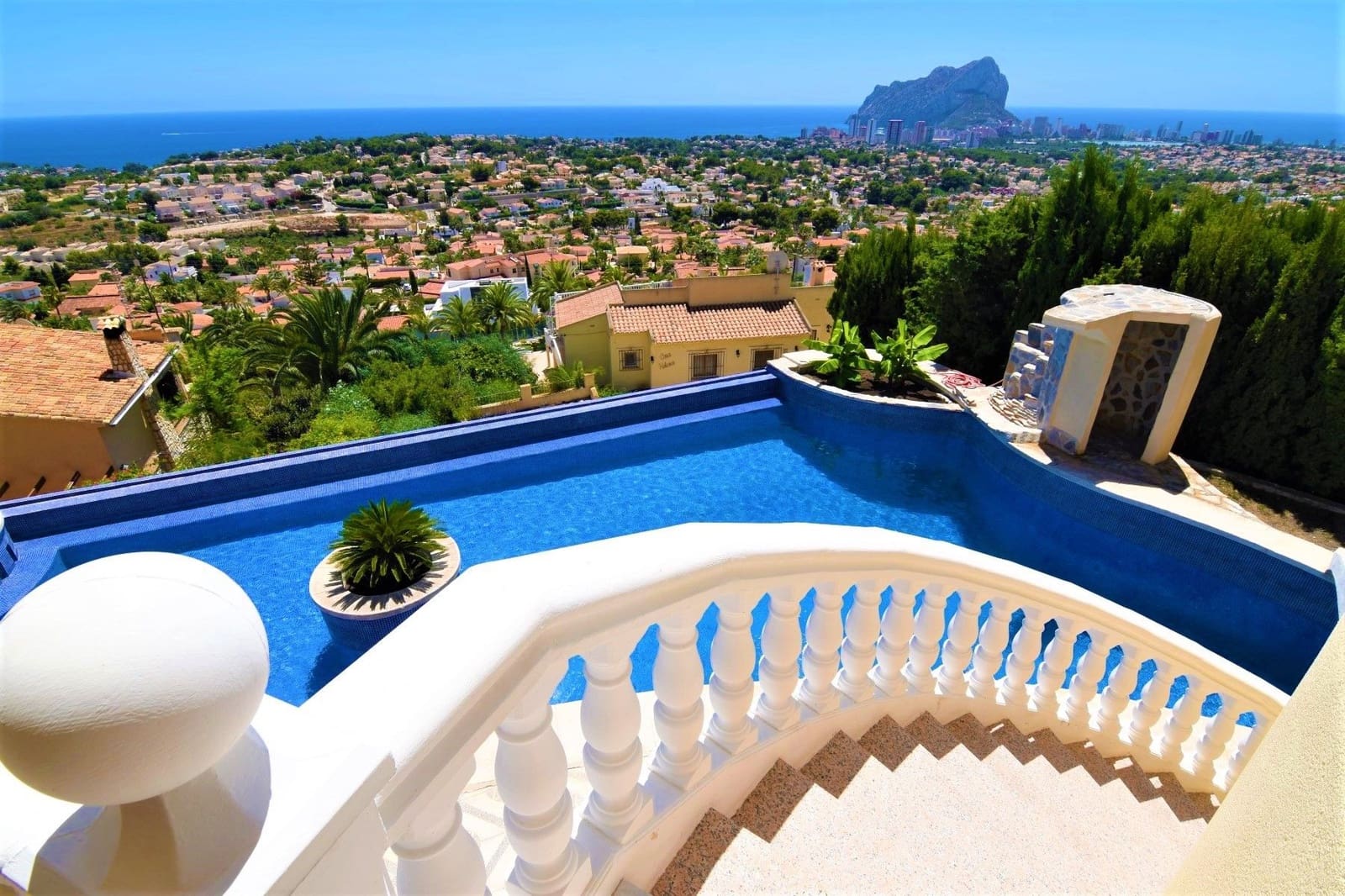 Chalet de 4 habitaciones en Calpe / Calp en venta con piscina garaje - 1.250.000 € (Ref: 4698484)