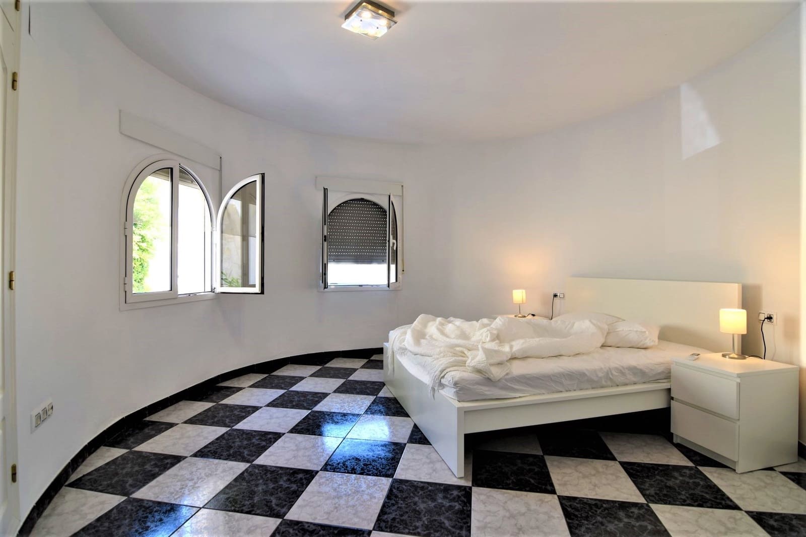 Chalet de 4 habitaciones en Calpe / Calp en venta con piscina garaje - 1.250.000 € (Ref: 4698484)