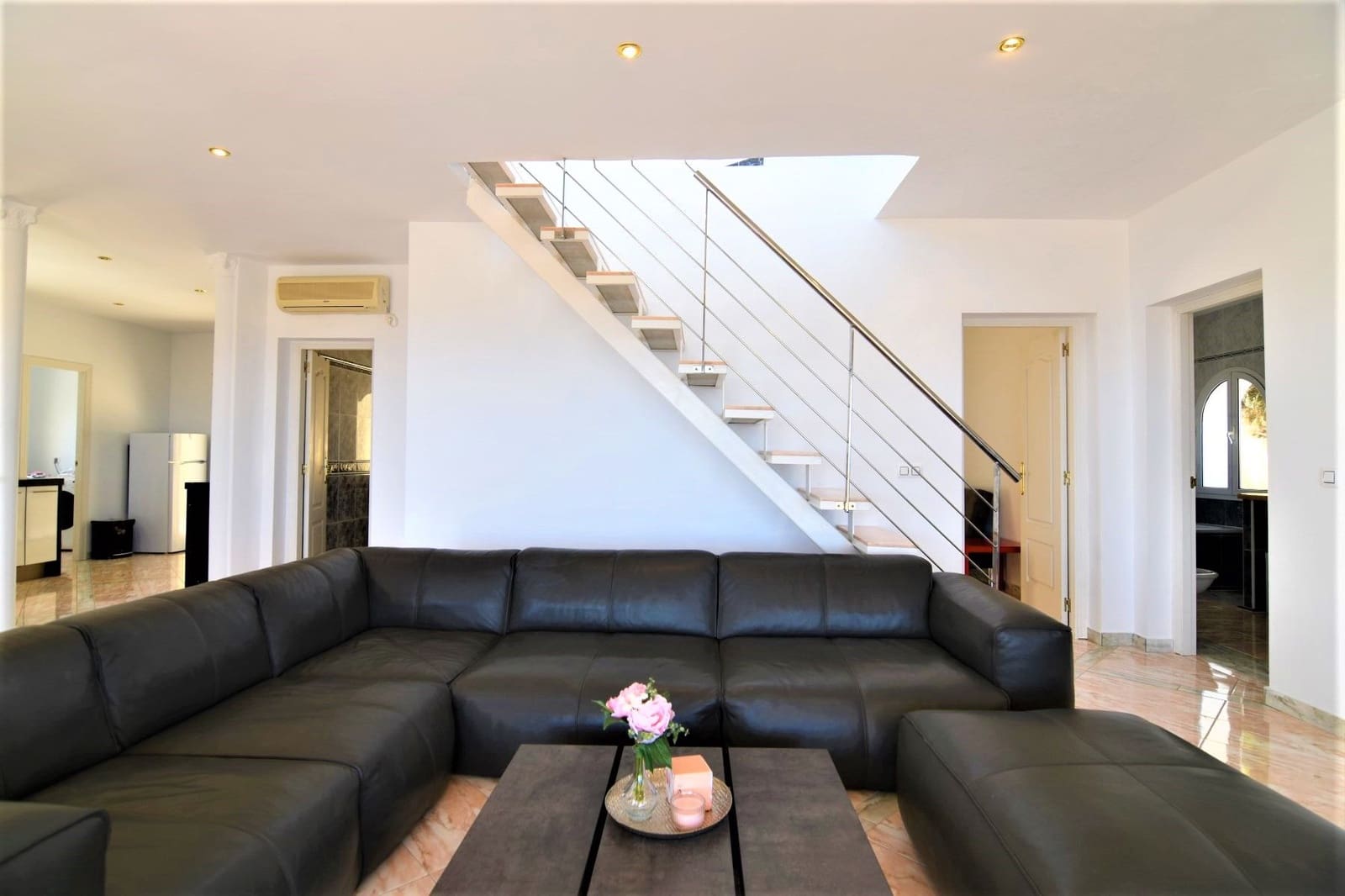 Chalet de 4 habitaciones en Calpe / Calp en venta con piscina garaje - 1.250.000 € (Ref: 4698484)