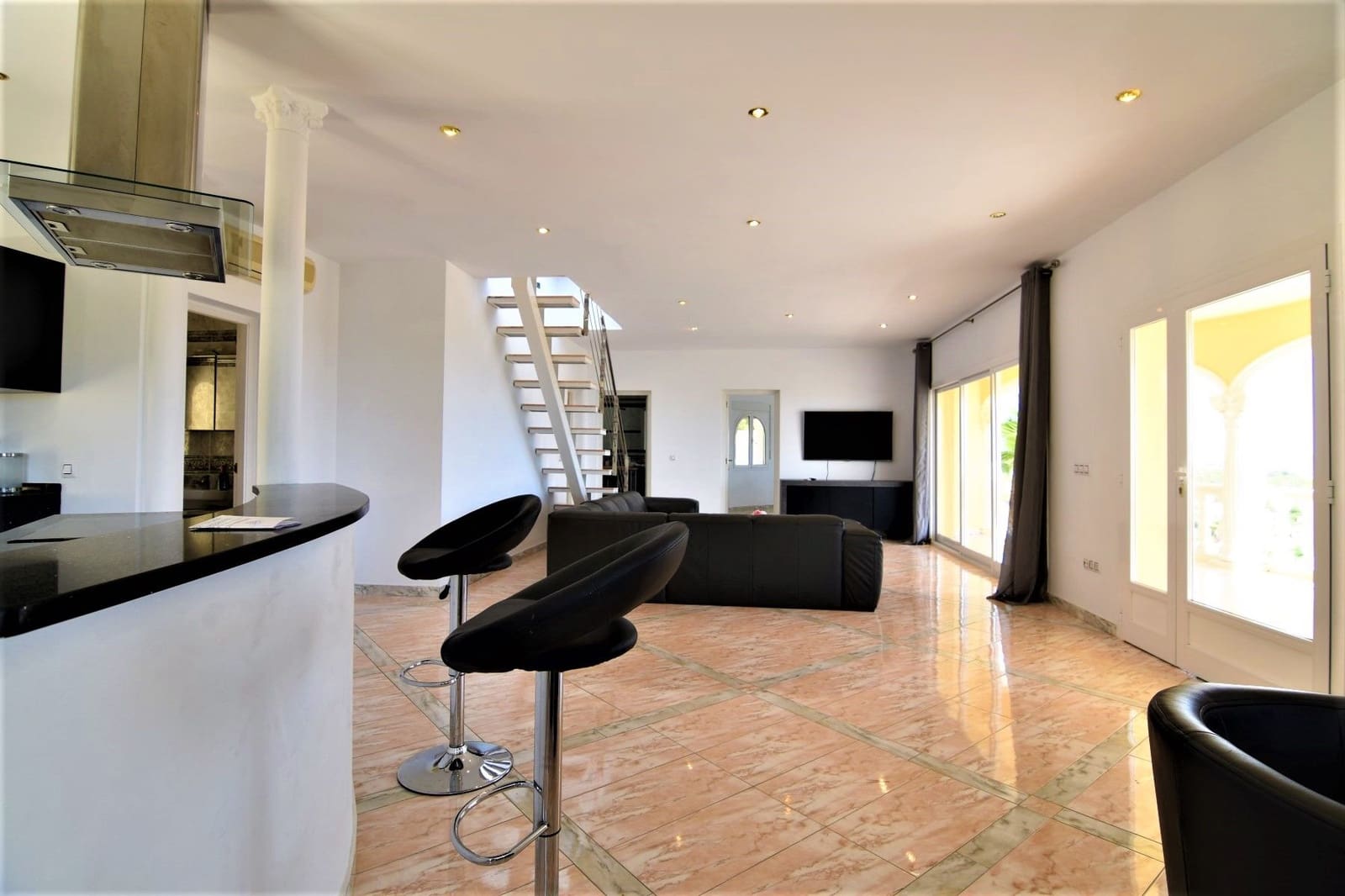 Chalet de 4 habitaciones en Calpe / Calp en venta con piscina garaje - 1.250.000 € (Ref: 4698484)