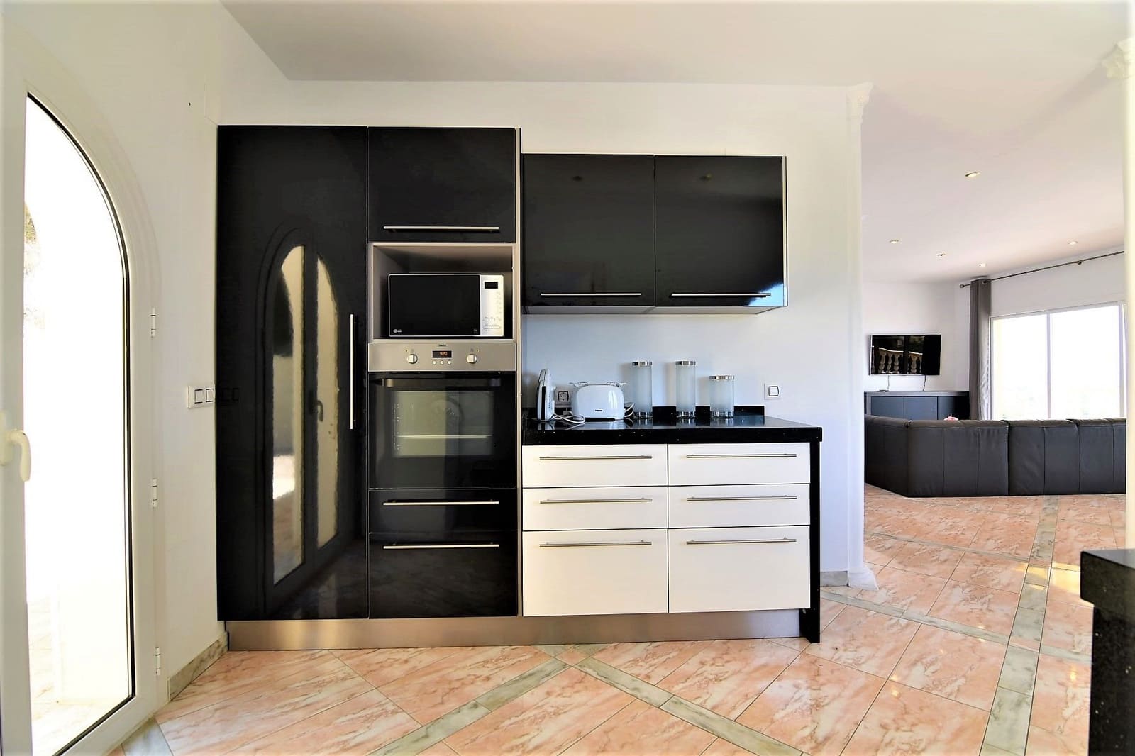 Chalet de 4 habitaciones en Calpe / Calp en venta con piscina garaje - 1.250.000 € (Ref: 4698484)