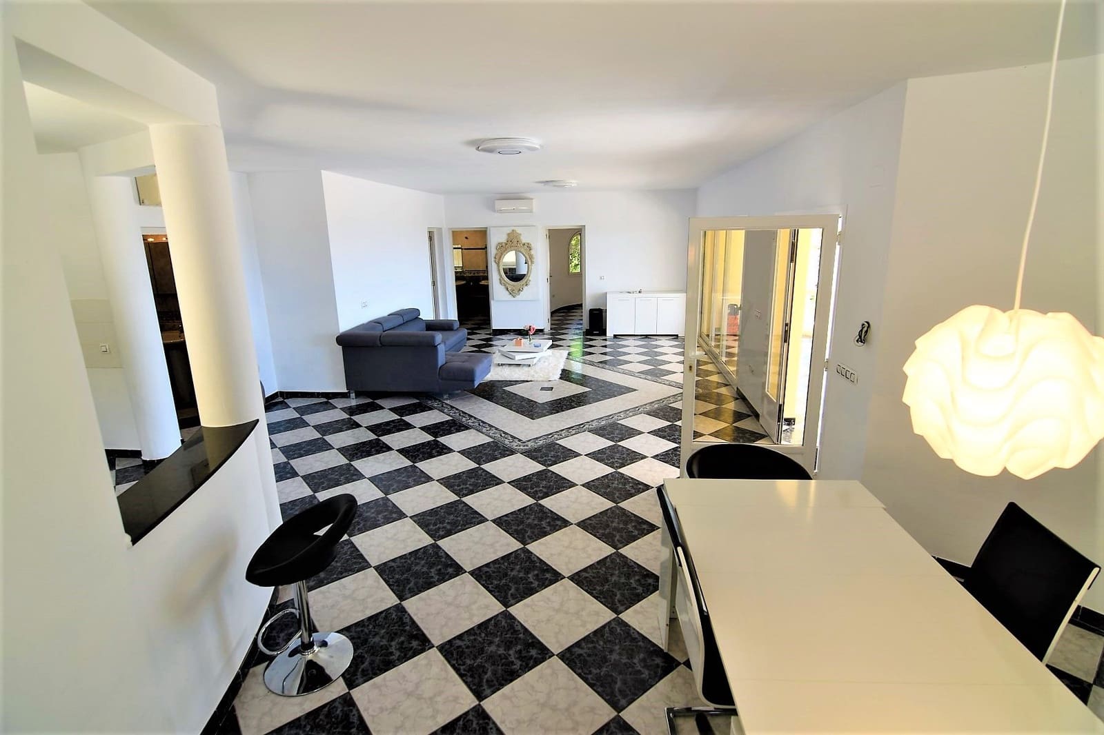 Chalet de 4 habitaciones en Calpe / Calp en venta con piscina garaje - 1.250.000 € (Ref: 4698484)