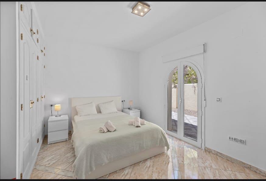 4 soveværelse Villa til salg i Calpe / Calp med swimmingpool garage - € 1.400.000 (Ref: 4698484)