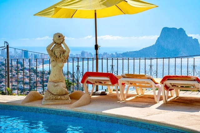 3 slaapkamer Villa te koop in Maryvilla, Calpe / Calp met zwembad garage - € 764.000 (Ref: 5178279)