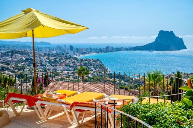 3 slaapkamer Villa te koop in Maryvilla, Calpe / Calp met zwembad garage - € 764.000 (Ref: 5178279)