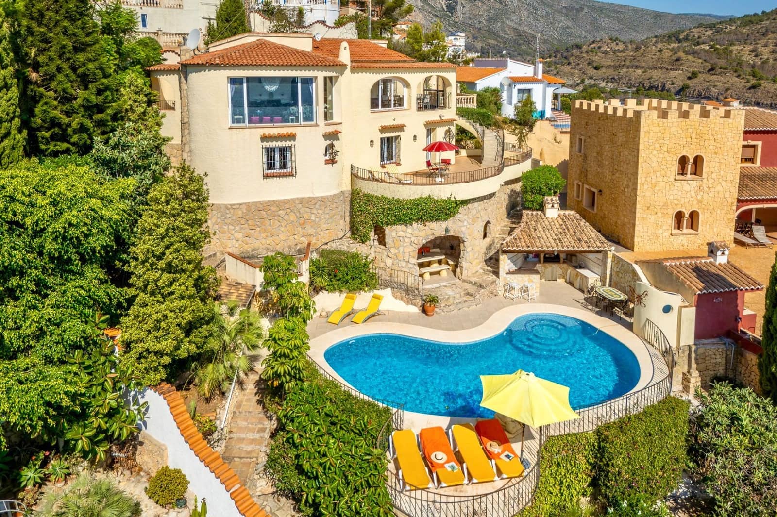 3 slaapkamer Villa te koop in Calpe / Calp met zwembad garage - € 764.000 (Ref: 5178279)