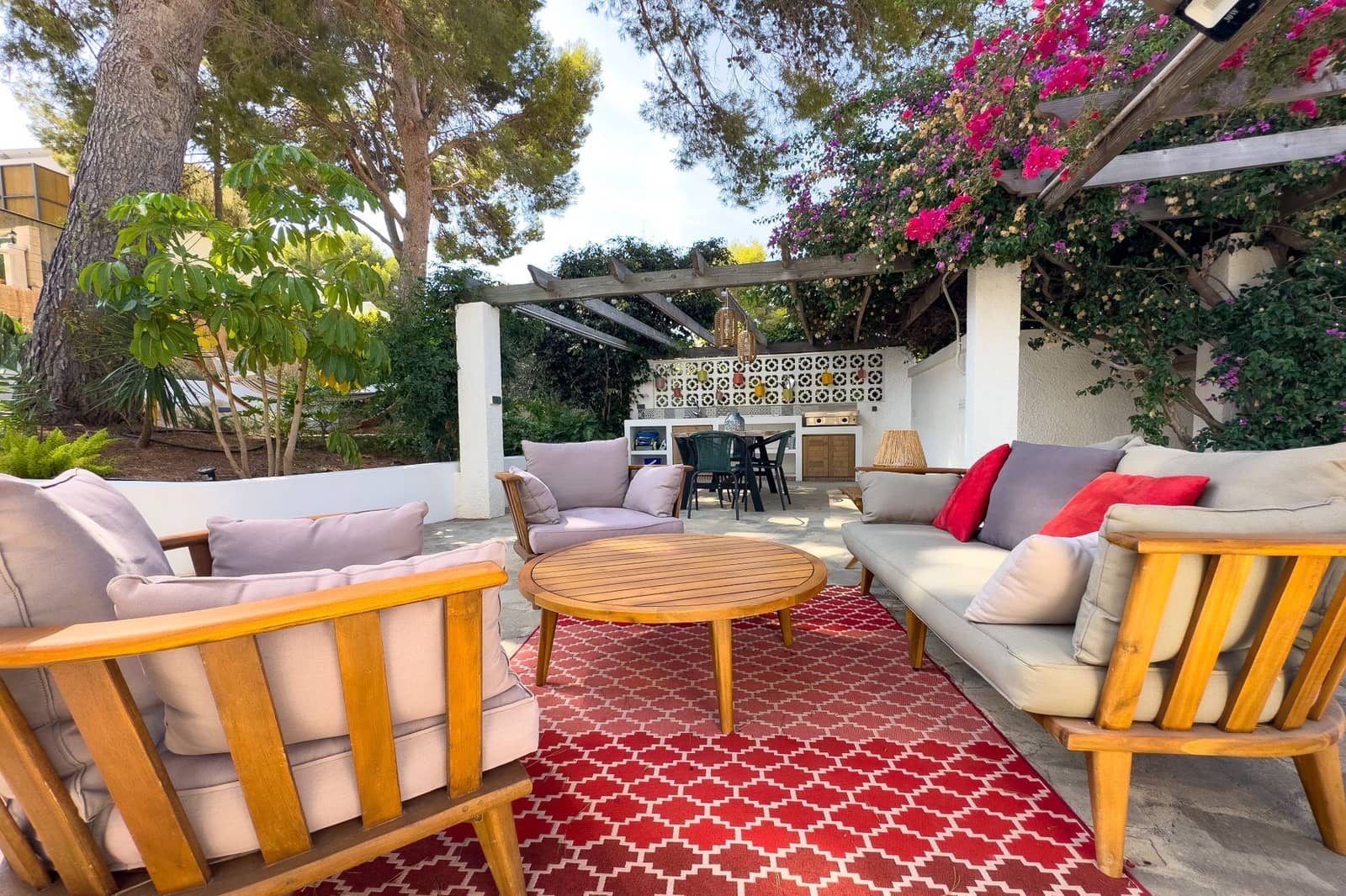2 soverom Villa til salgs i Calpe / Calp med svømmebasseng garasje - € 520 000 (Ref: 7774904)