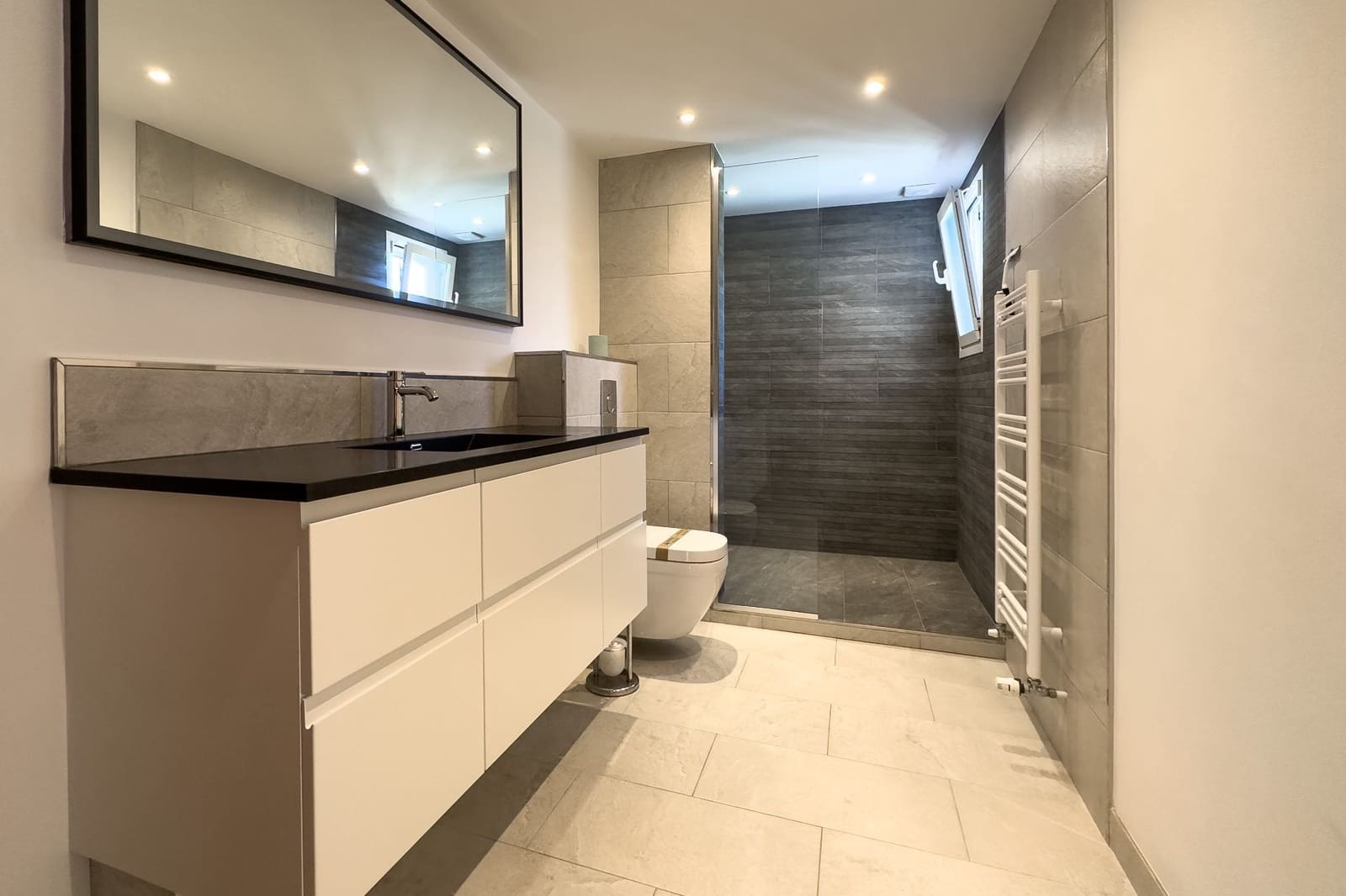 4 bedroom Villa for sale in Calpe / Calp with pool garage - € 649,000 (Ref: 8119157)