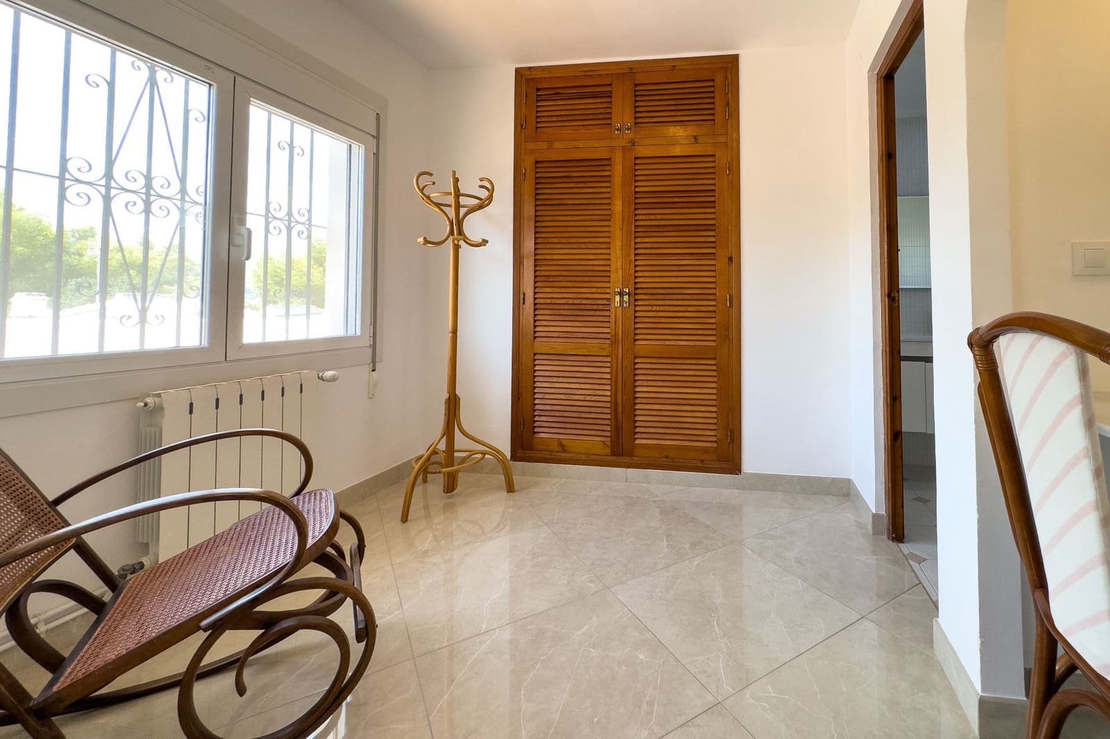 4 bedroom Villa for sale in Calpe / Calp with pool garage - € 649,000 (Ref: 8119157)