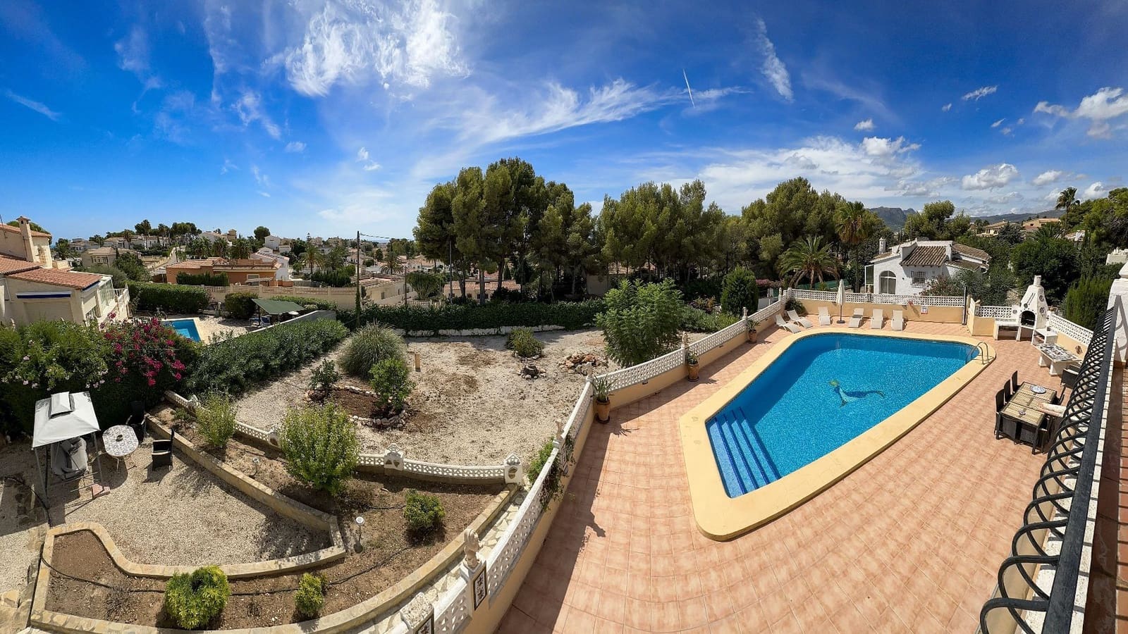 4 bedroom Villa for sale in Calpe / Calp with pool garage - € 649,000 (Ref: 8119157)