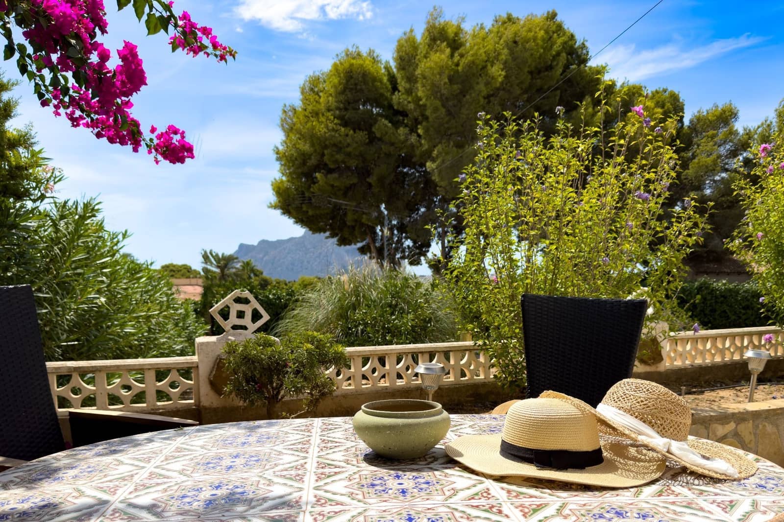 4 bedroom Villa for sale in Calpe / Calp with pool garage - € 649,000 (Ref: 8119157)