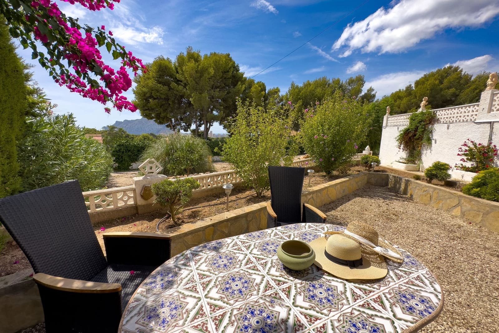 4 bedroom Villa for sale in Calpe / Calp with pool garage - € 649,000 (Ref: 8119157)