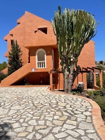 3 soveværelse Bungalow til salg i Calpe / Calp med swimmingpool garage - € 499.000 (Ref: 8454327)