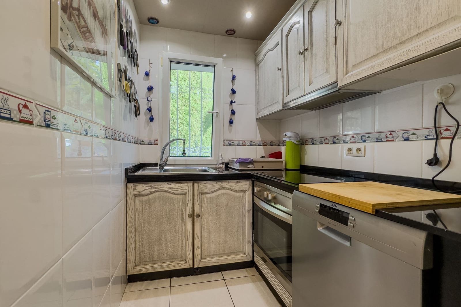 4 makuuhuone Huvila myytävänä paikassa Calpe / Calp mukana uima-altaan 
autotalli - 525 000 € (Ref: 8463461)