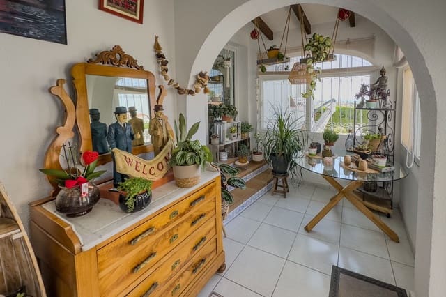 4 makuuhuone Huvila myytävänä paikassa Calpe / Calp mukana uima-altaan 
autotalli - 525 000 € (Ref: 8463461)