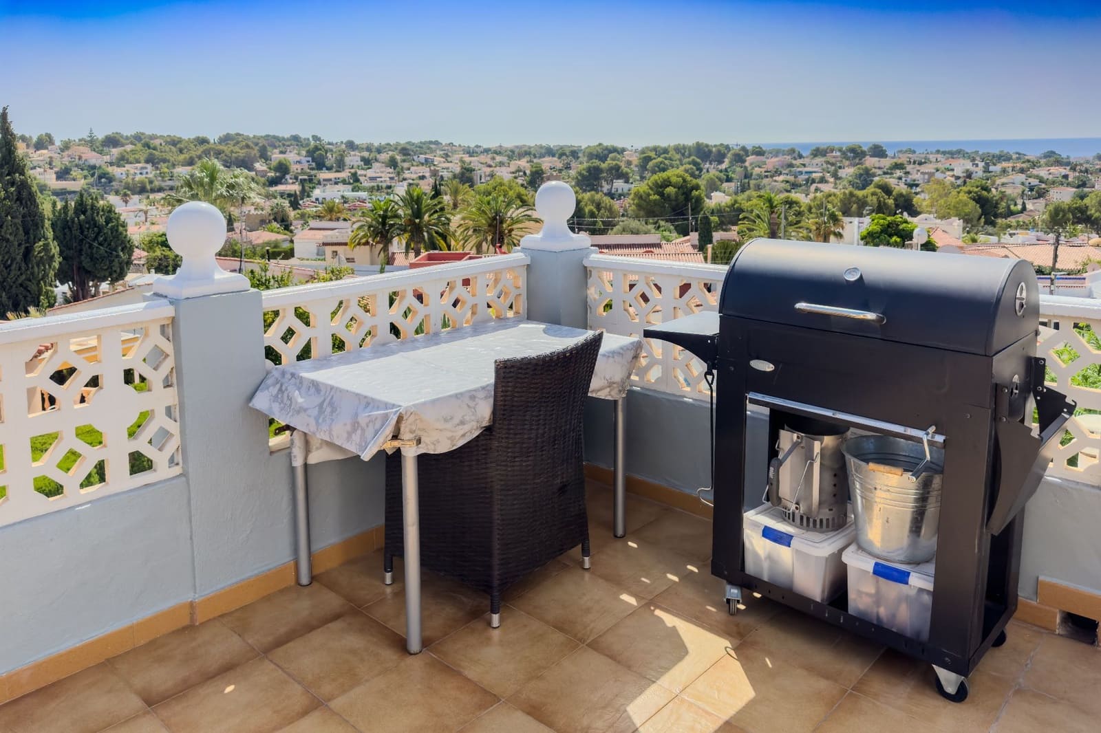 4 makuuhuone Huvila myytävänä paikassa Calpe / Calp mukana uima-altaan 
autotalli - 525 000 € (Ref: 8463461)