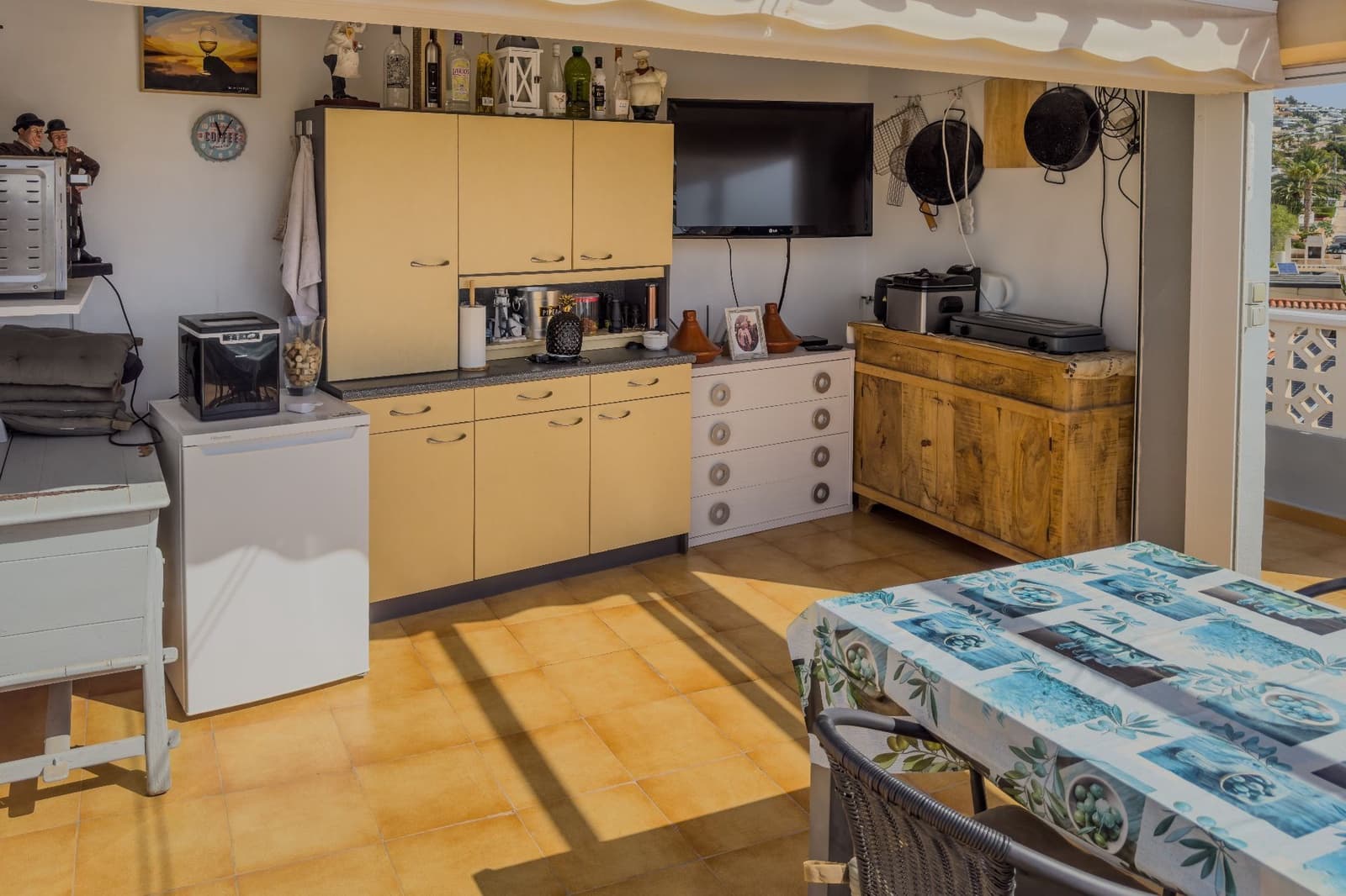 4 makuuhuone Huvila myytävänä paikassa Calpe / Calp mukana uima-altaan 
autotalli - 525 000 € (Ref: 8463461)