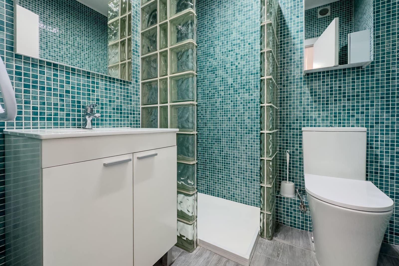 2 bedroom Apartment for sale in Calpe / Calp - € 299,000 (Ref: 8561176)