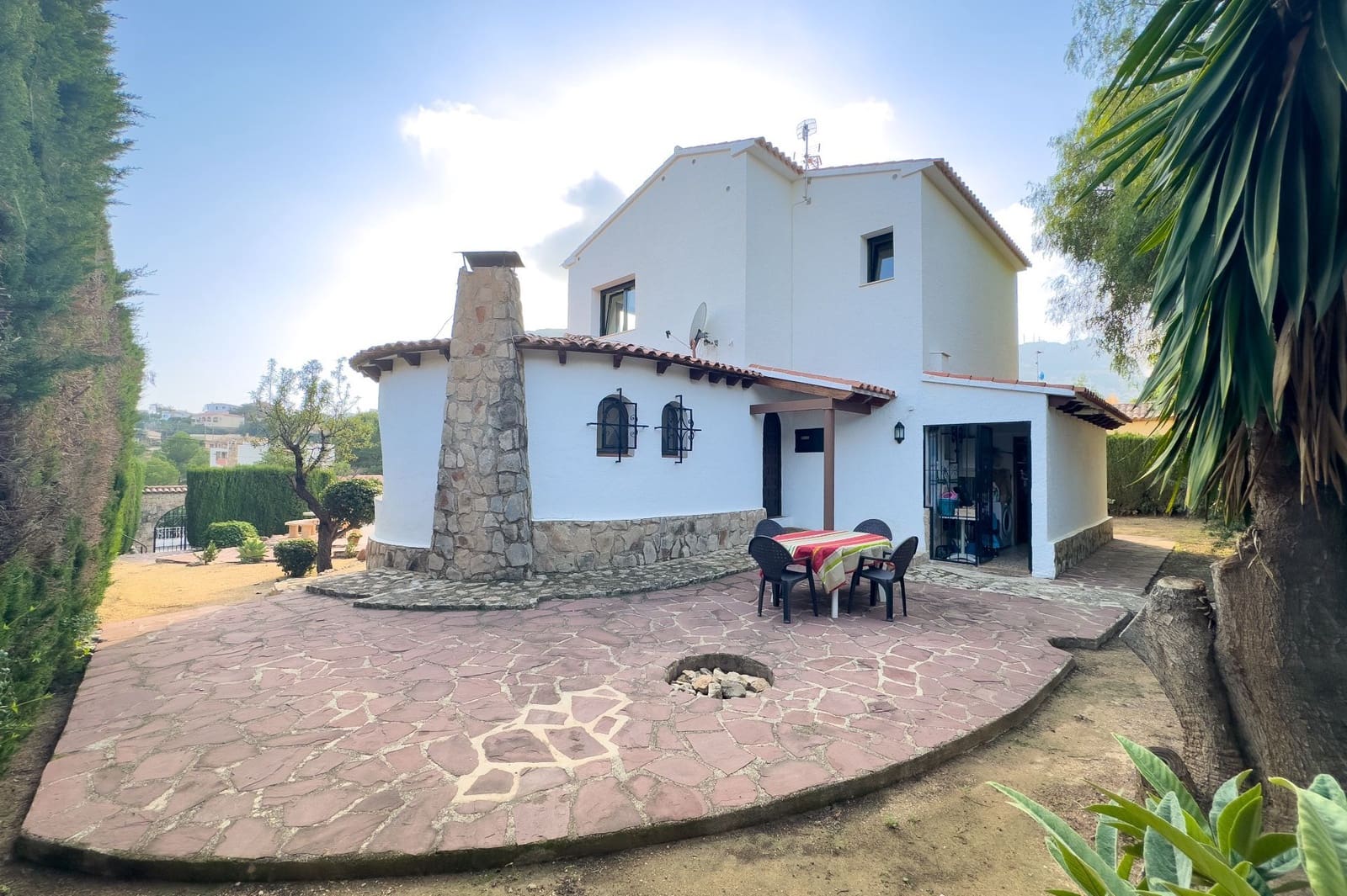 3 makuuhuone Huvila myytävänä paikassa Calpe / Calp mukana uima-altaan 
autotalli - 650 000 € (Ref: 8640795)