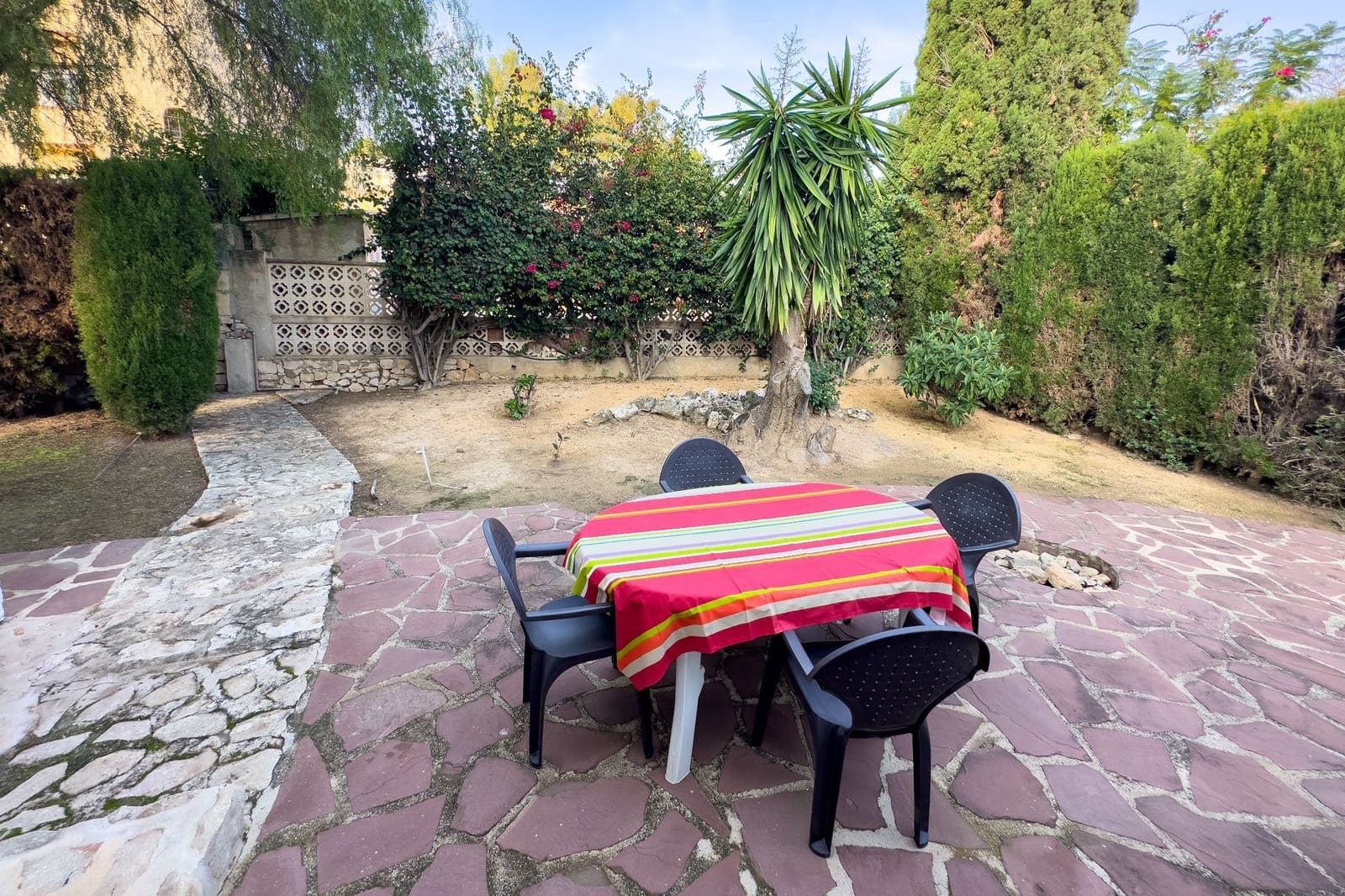 3 makuuhuone Huvila myytävänä paikassa Calpe / Calp mukana uima-altaan 
autotalli - 650 000 € (Ref: 8640795)