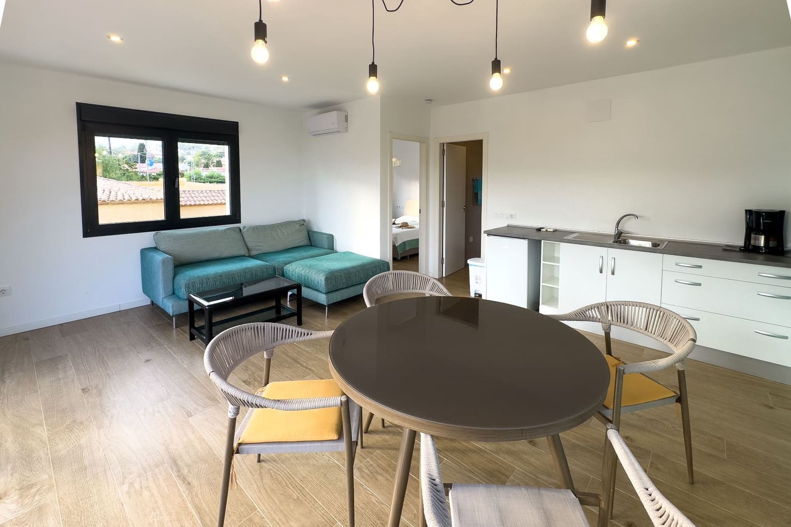 3 makuuhuone Huvila myytävänä paikassa Calpe / Calp mukana uima-altaan 
autotalli - 650 000 € (Ref: 8640795)