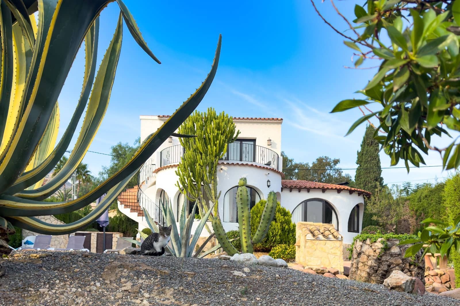 3 makuuhuone Huvila myytävänä paikassa Calpe / Calp mukana uima-altaan 
autotalli - 650 000 € (Ref: 8640795)