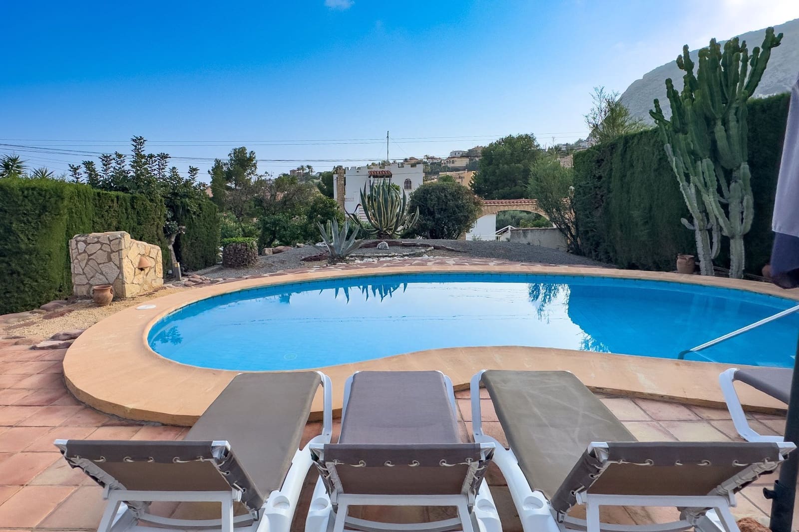 3 makuuhuone Huvila myytävänä paikassa Calpe / Calp mukana uima-altaan 
autotalli - 650 000 € (Ref: 8640795)