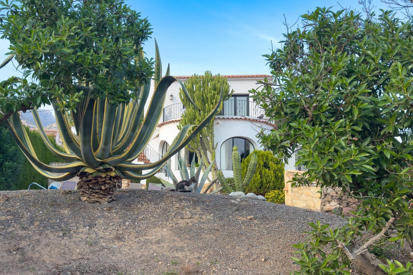 3 makuuhuone Huvila myytävänä paikassa Calpe / Calp mukana uima-altaan 
autotalli - 650 000 € (Ref: 8640795)