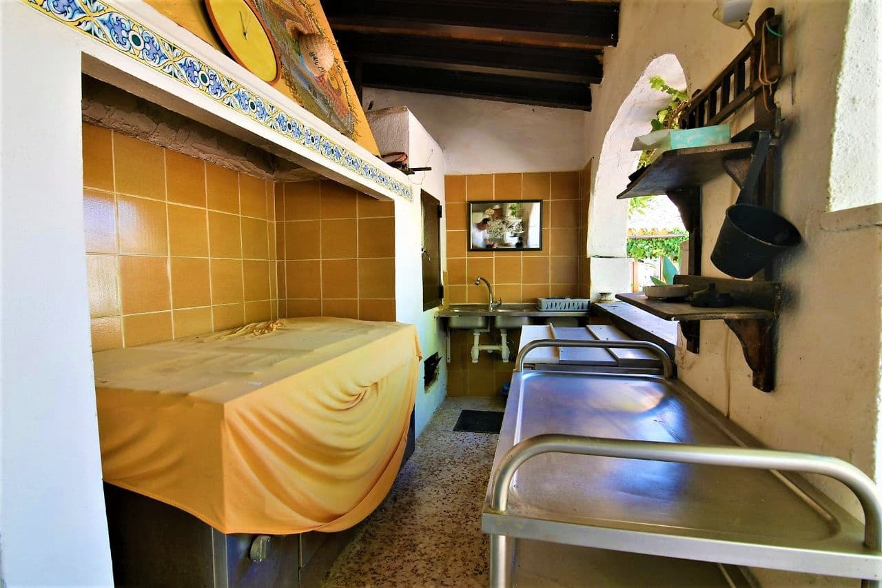 Chalet de 3 habitaciones en Calpe / Calp en venta con piscina garaje - 1.250.000 € (Ref: 8682048)