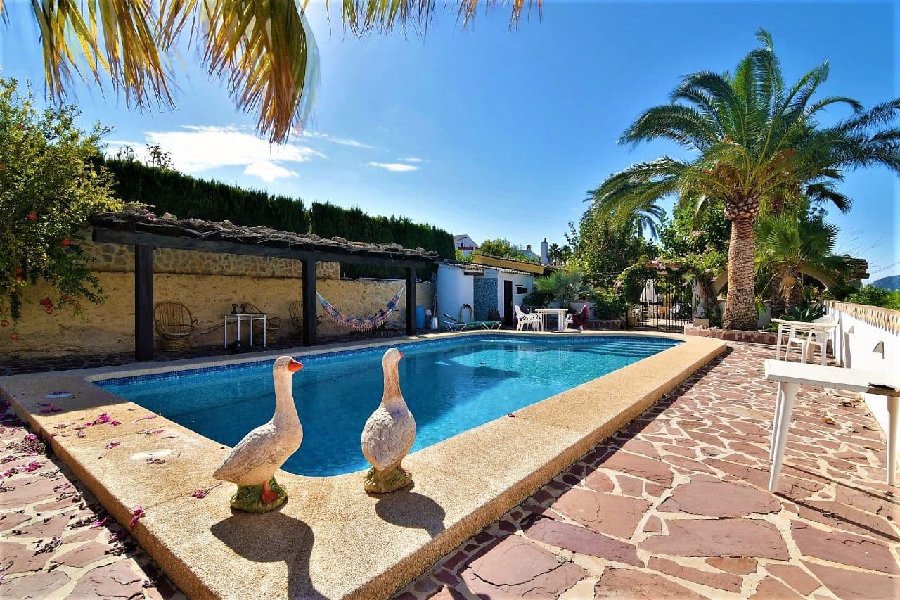 Chalet de 3 habitaciones en Calpe / Calp en venta con piscina garaje - 1.250.000 € (Ref: 8682048)