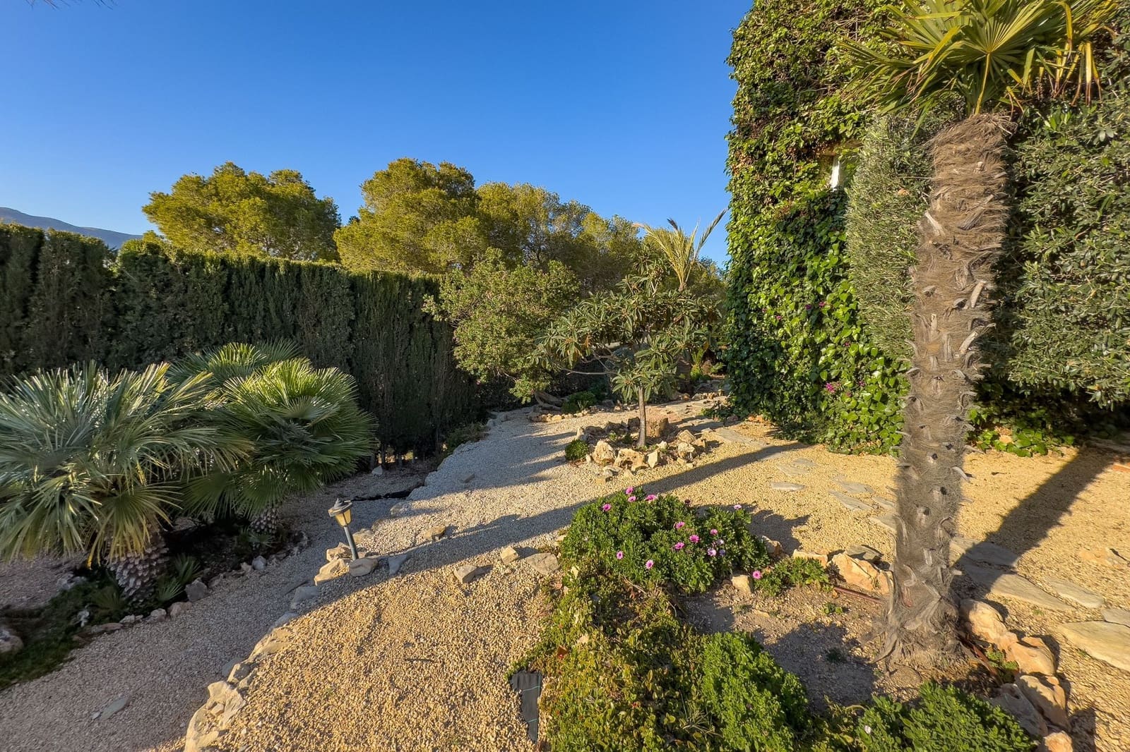 3 bedroom Villa for sale in Calpe / Calp with pool garage - € 890,000 (Ref: 8783499)